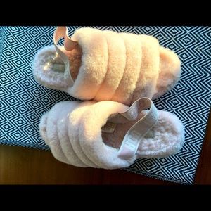 Pink UGG Fluff Yeah Slides size 10